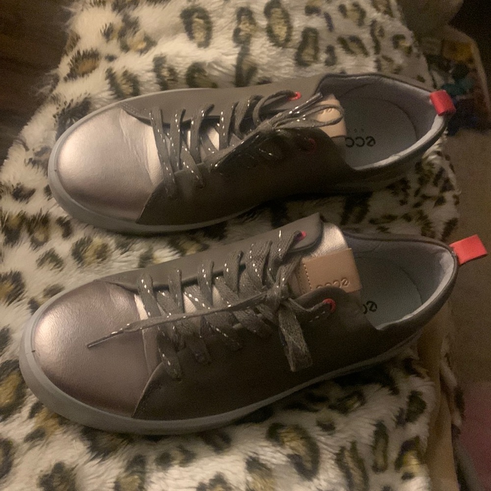 Ecco leather comfort sneakers